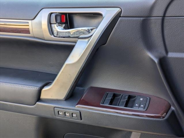 2014 Lexus GX 460 Base photo 2