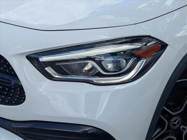 2022 Mercedes Benz GLA 250 4MATIC photo 3