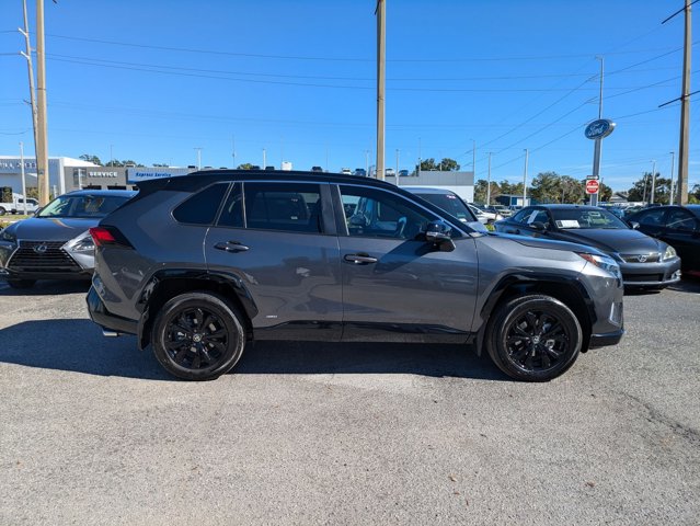 2024 Toyota RAV4 Hybrid XSE photo 4