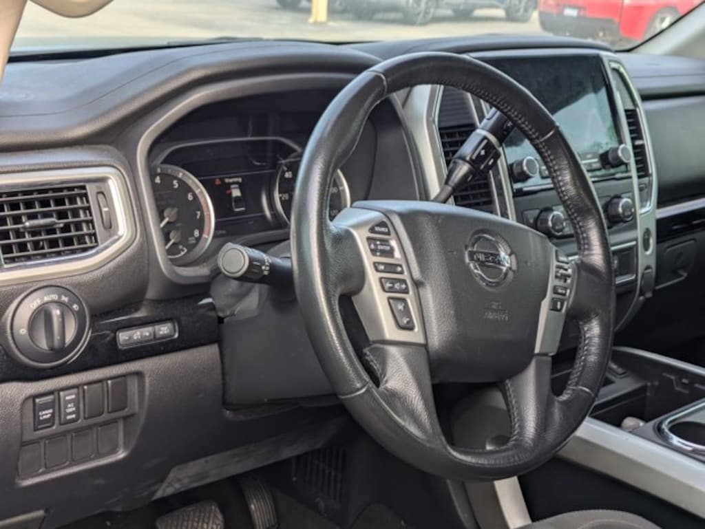 Used 2020 Nissan Titan SV Truck Crew Cab