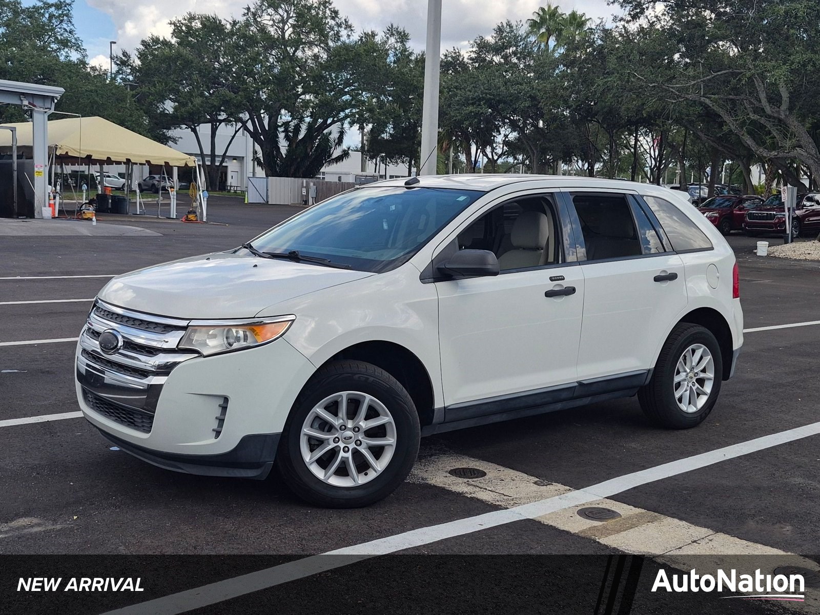 Used 2013 Ford Edge SE SUV