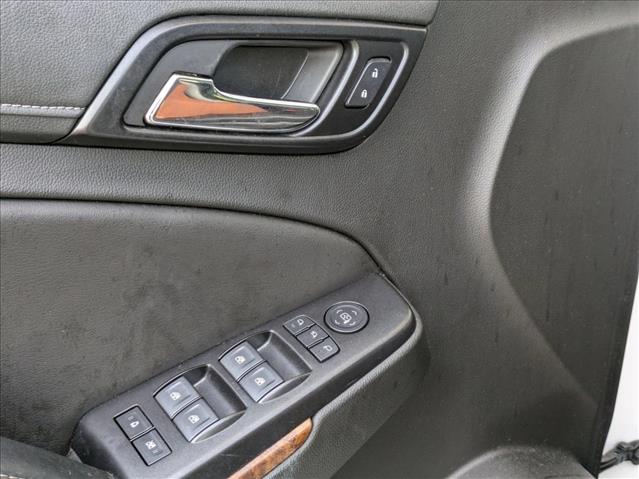 2018 Chevrolet Tahoe Premier photo 2