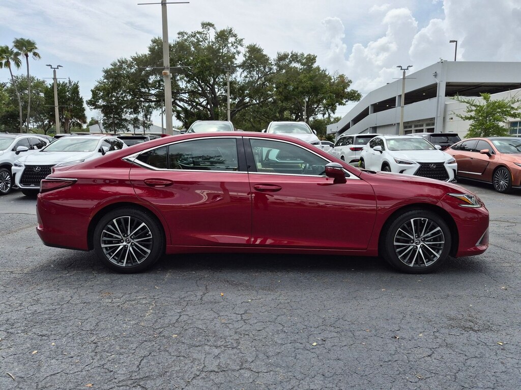 Certified 2025 Lexus ES 350 Base Sedan