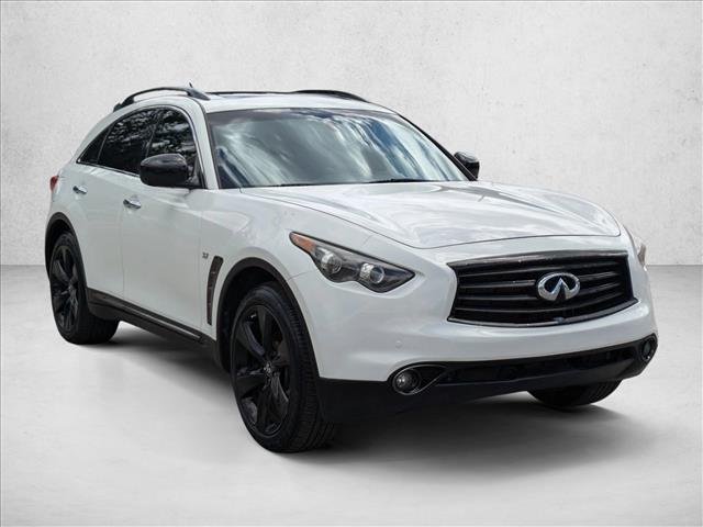 2016 Infiniti QX70 photo 3