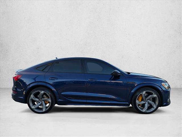 2022 Audi e-tron Sportback Premium Plus photo 4