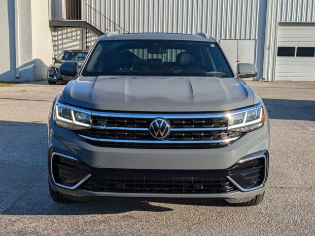 2021 Volkswagen Atlas Cross Sport V6 SEL R-Line photo 2