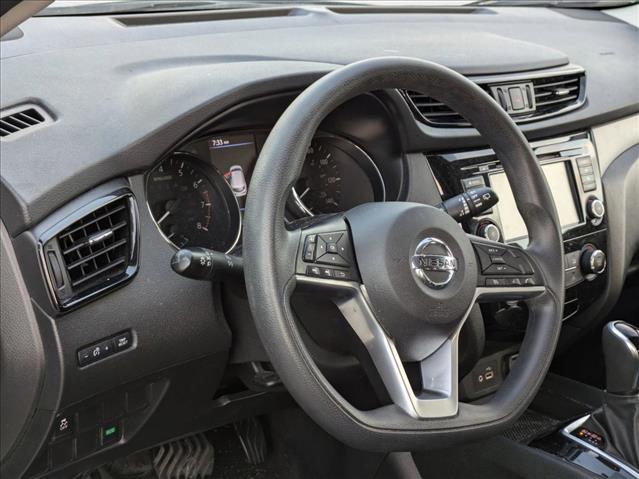 2019 Nissan Rogue Sport S photo 3