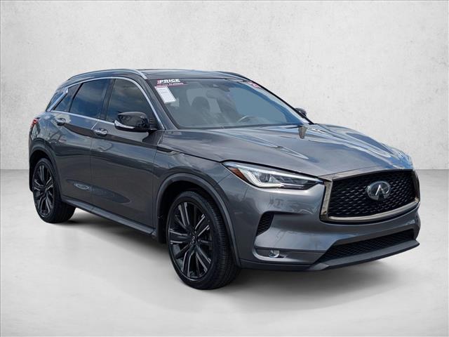2021 Infiniti QX50 Luxe photo 3