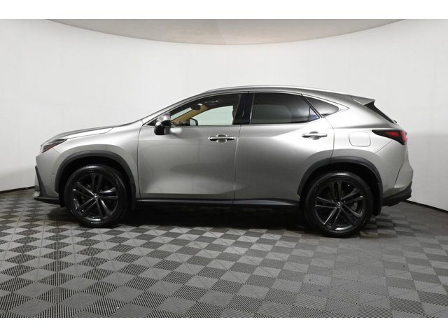 2022 Lexus NX 450h+ Luxury photo 2