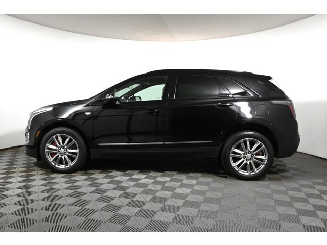 2023 Cadillac XT5 Sport photo 2