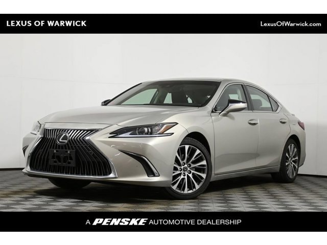 2021 Lexus ES Base's photo