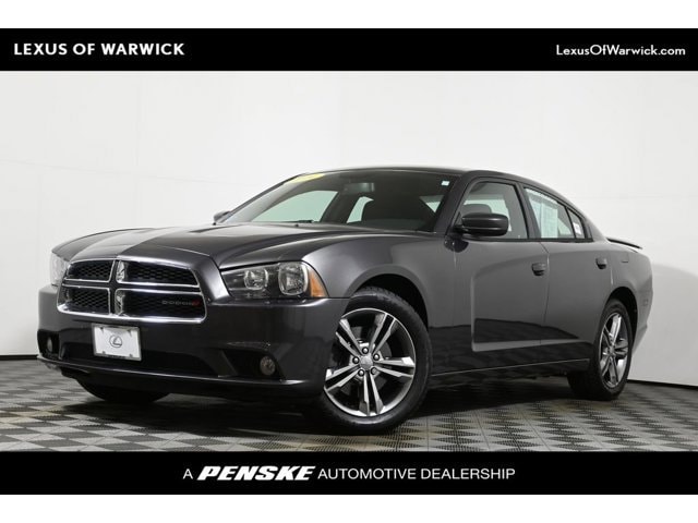 2014 Dodge Charger SXT's photo