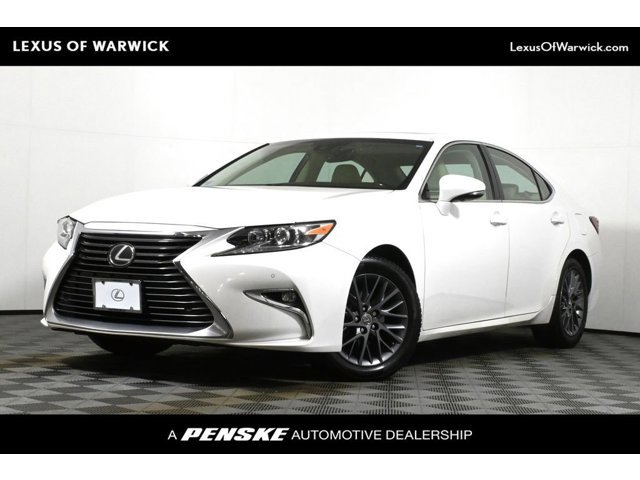 2018 Lexus ES 350's photo