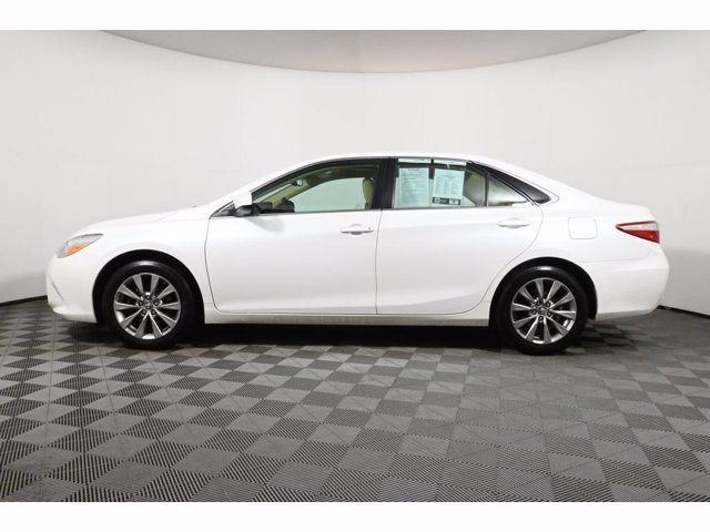 Used 2016 Toyota Camry XLE with VIN 4T1BF1FK0GU607956 for sale in Warwick, RI