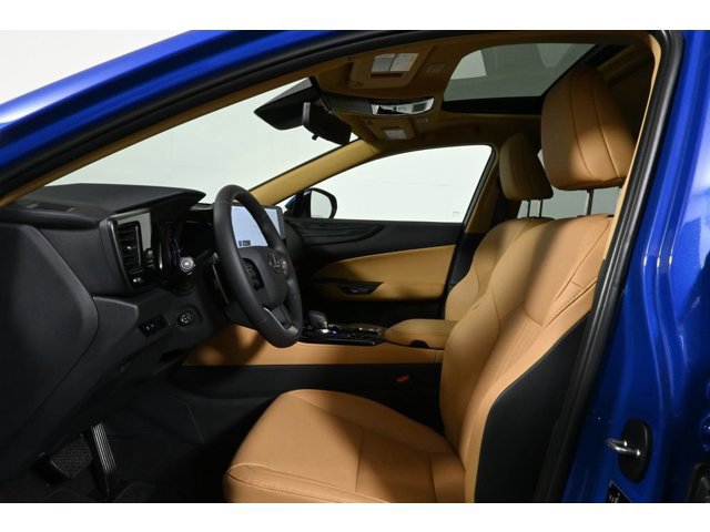2025 Lexus NX 350 Premium photo 3