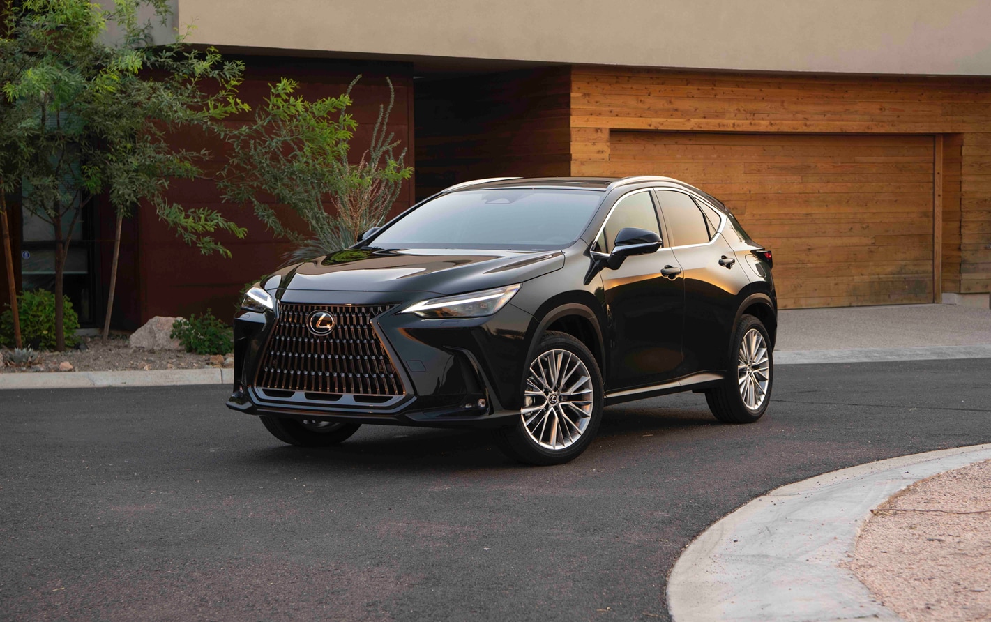 2026_Lexus_NX_350_Caviar_small.png