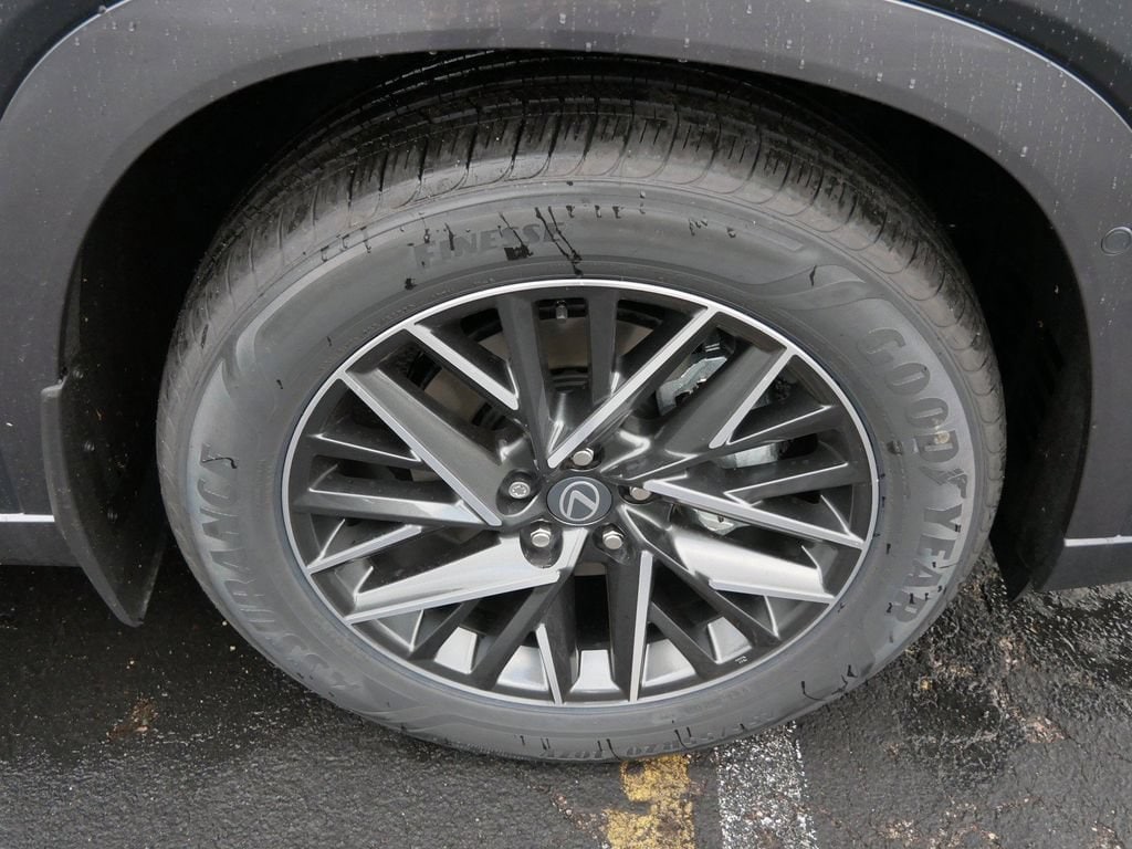 2026 Lexus TX Premium - Photo 8