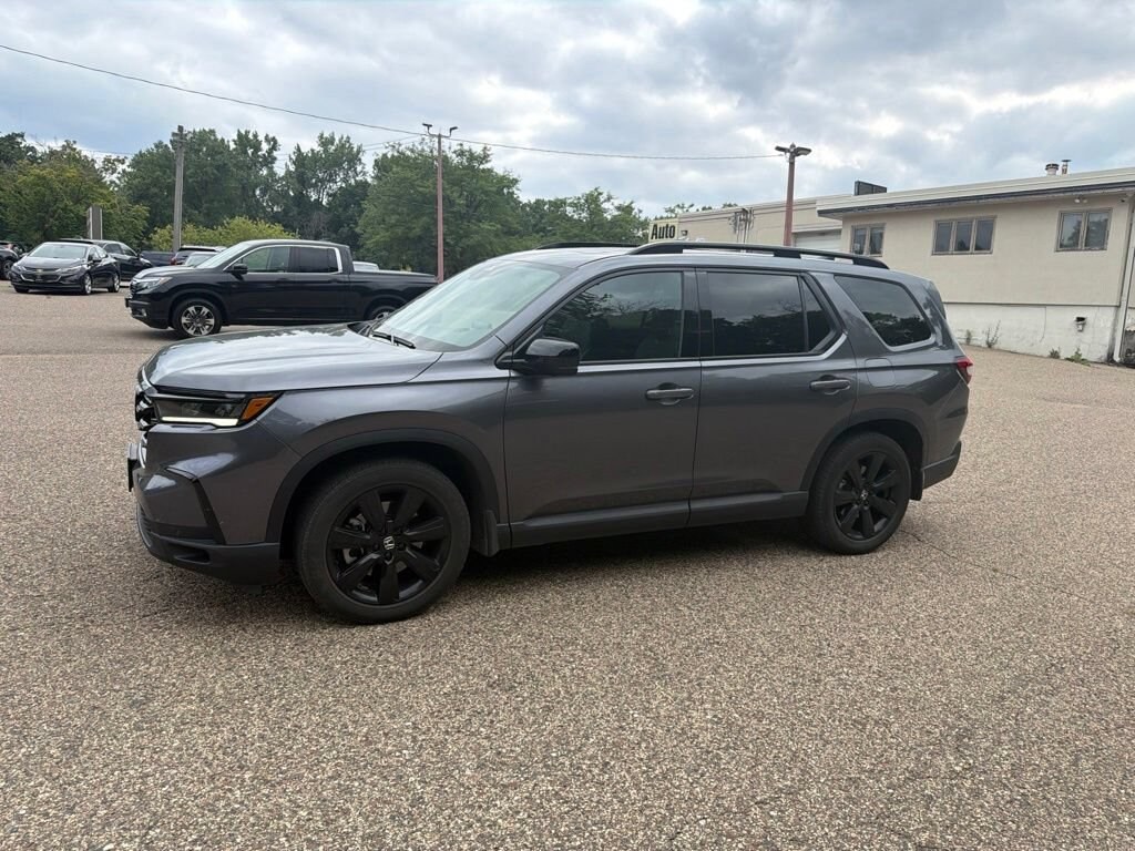 Used 2025 Honda Pilot Black Edition SUV