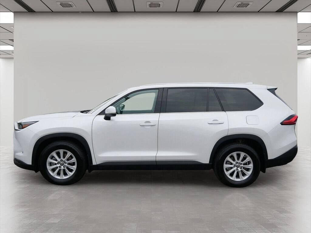 Used 2024 Toyota Grand Highlander XLE SUV