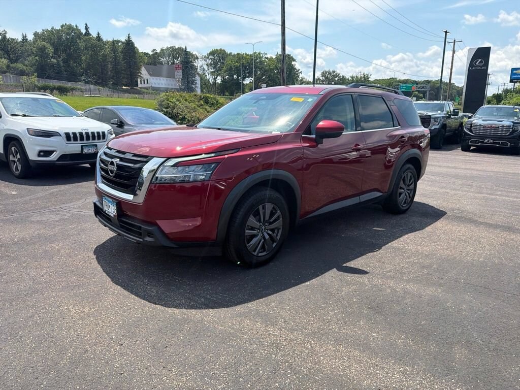 Used 2022 Nissan Pathfinder SV SUV