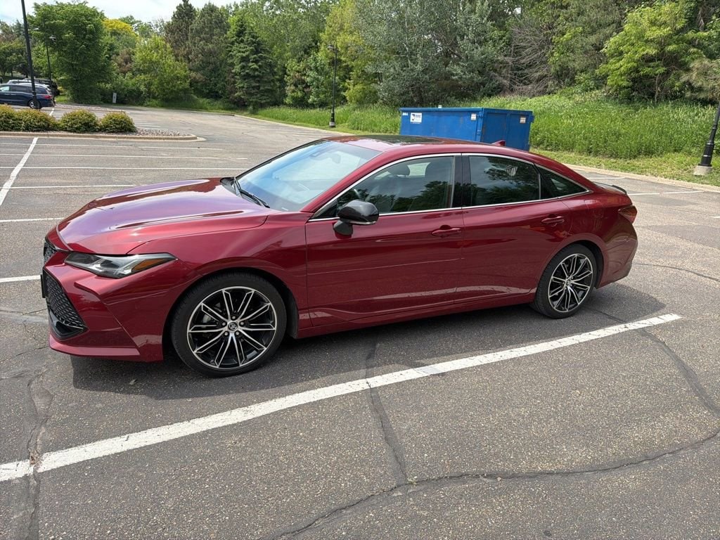 2020 Toyota Avalon Touring's photo