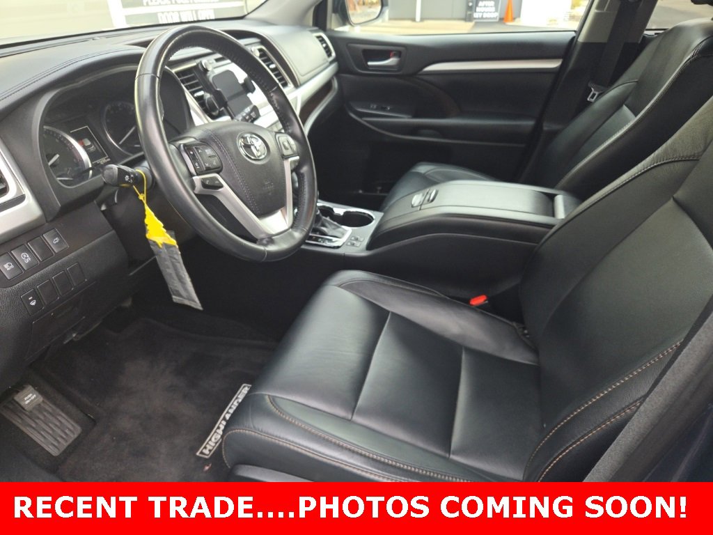 2018 Toyota Highlander XLE photo 2