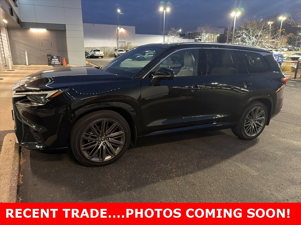 2024 Lexus TX 350 Luxury photo 2