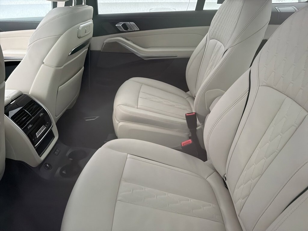 Used 2024 BMW X7 xDrive40i SUV