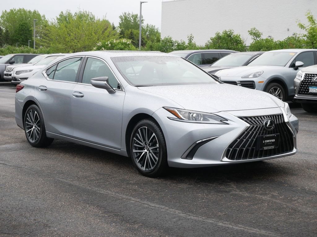 2025 Lexus ES 350 350's photo