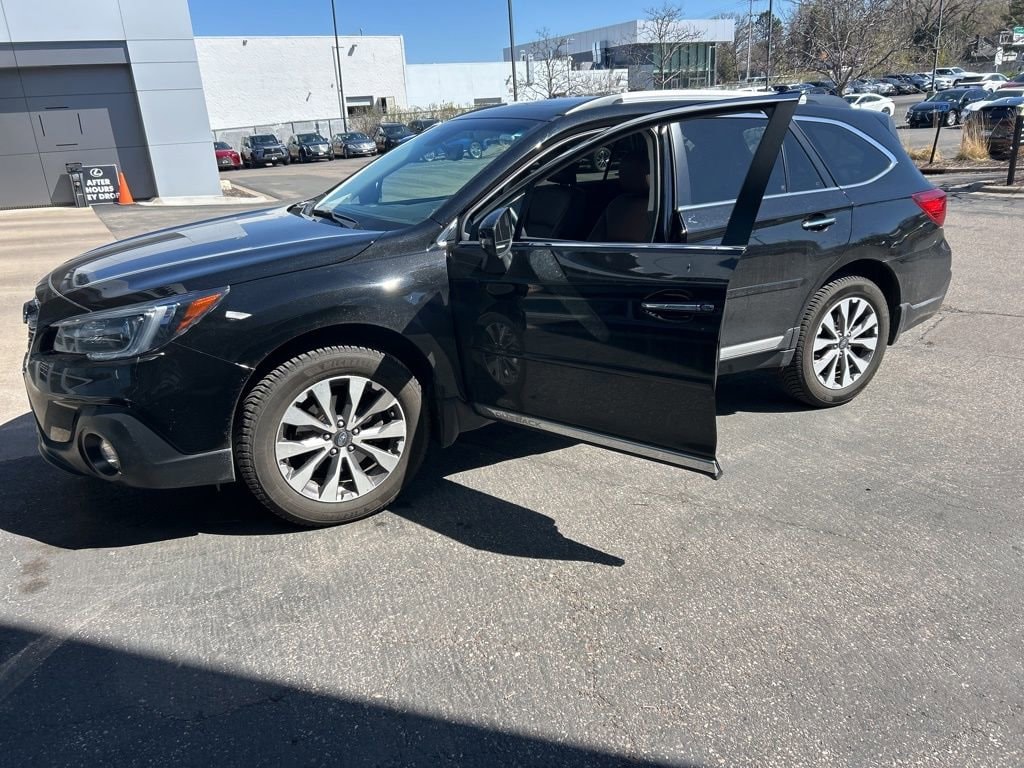 2018 Subaru Outback Touring