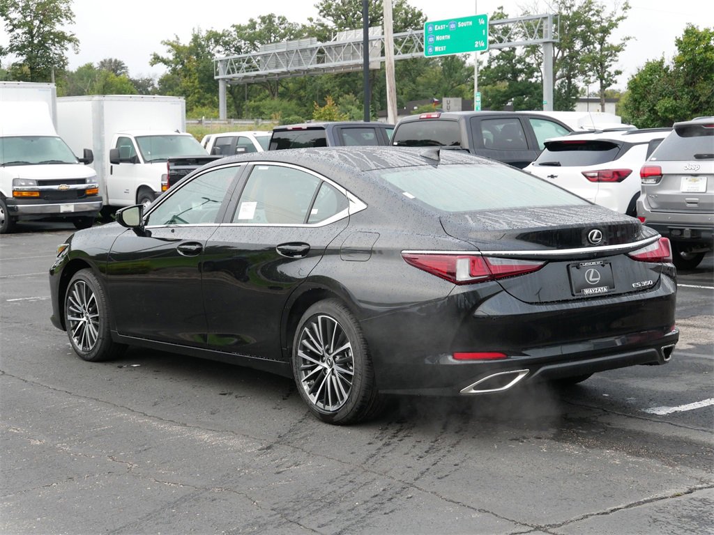 2025 Lexus ES 350 photo 4