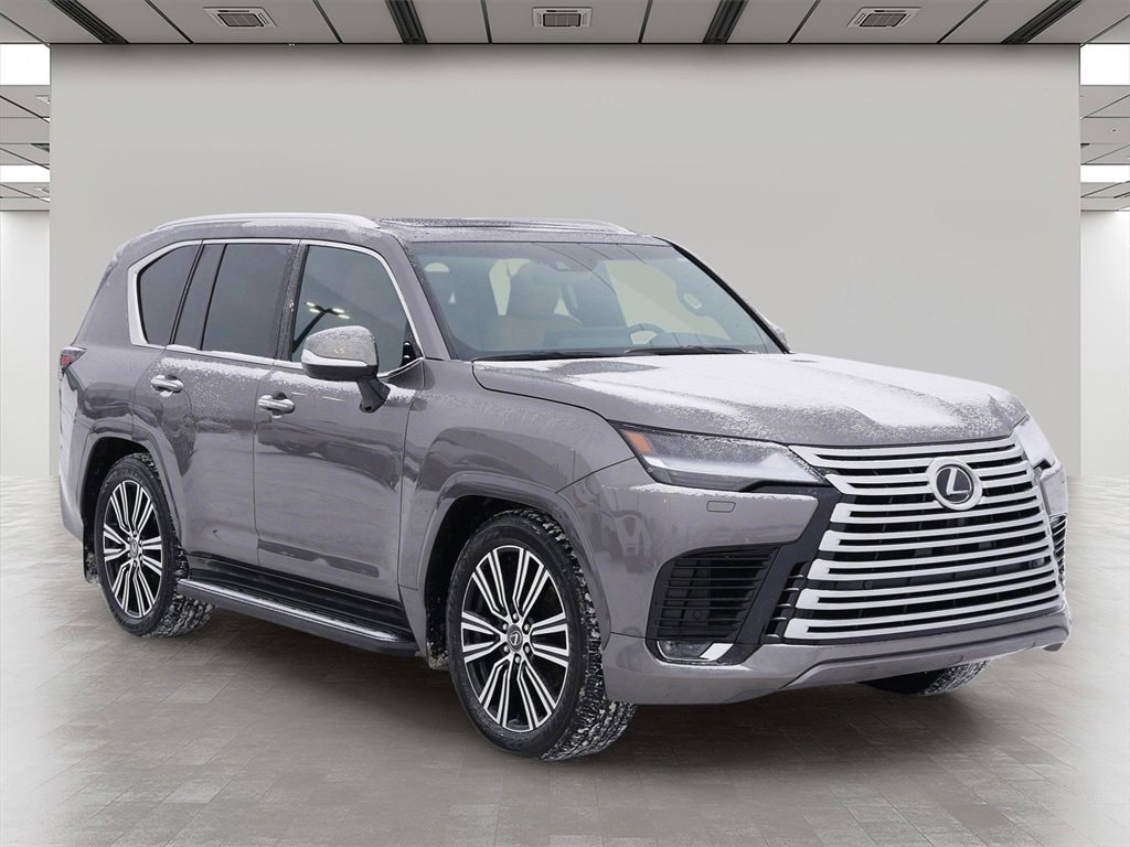 2024 Lexus LX Luxury's photo