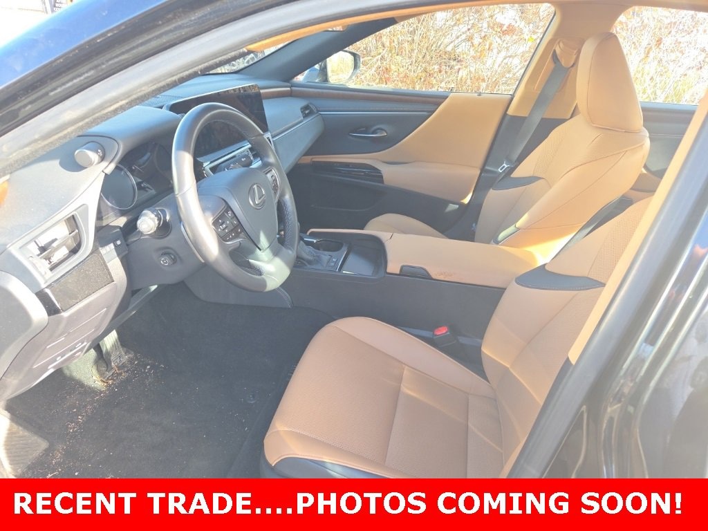 Used 2024 Lexus ES 300h Base Sedan