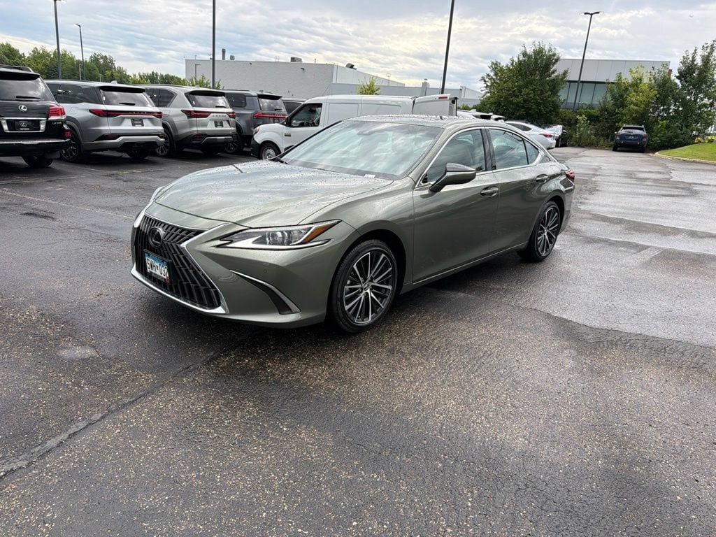 Used 2025 Lexus ES 350 Base Sedan