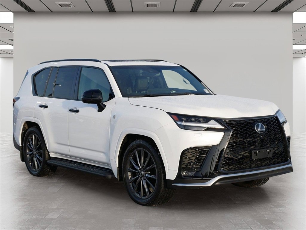 2022 Lexus LX F-Sport's photo