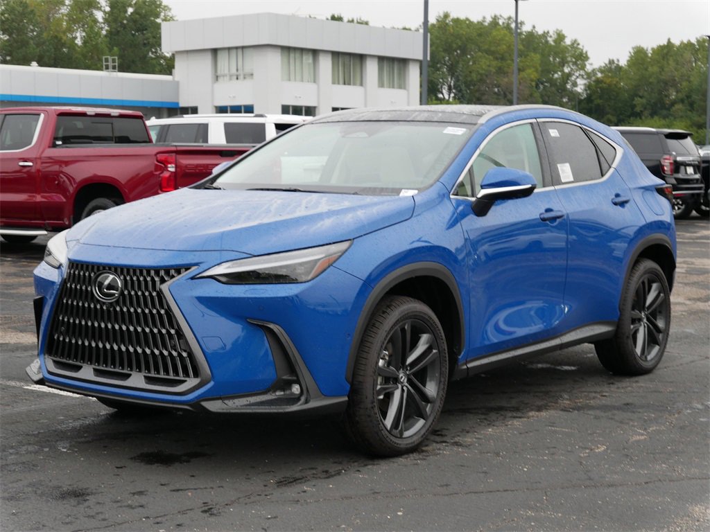 2025 Lexus NX Luxury AWD photo 2