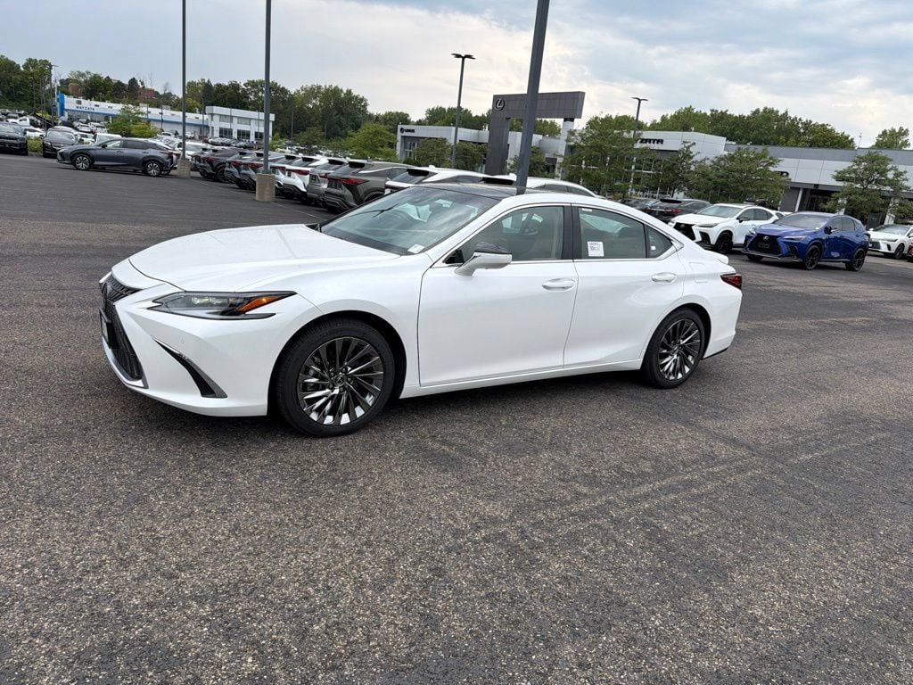 Used 2025 Lexus ES 350 Ultra Luxury Sedan