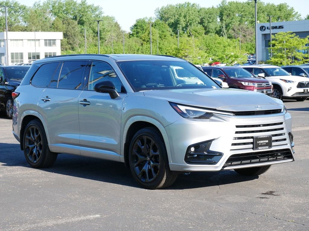 2025 Lexus TX 500h 500h F Sport Luxury's photo