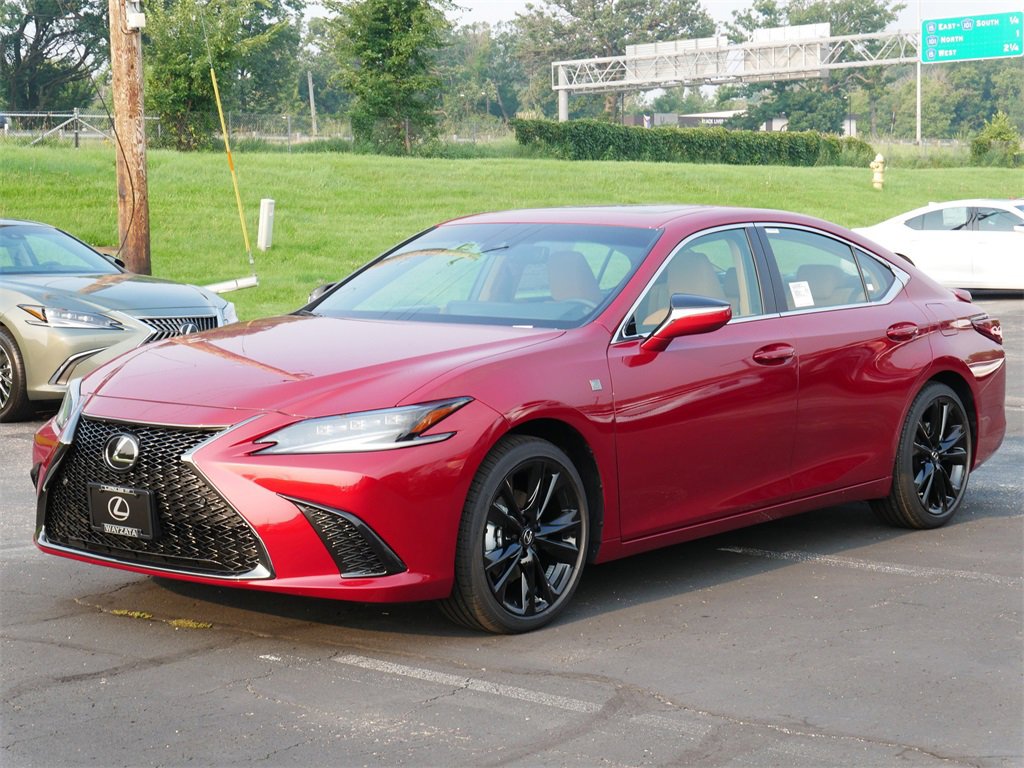 2025 Lexus ES 300h F SPORT Design photo 2