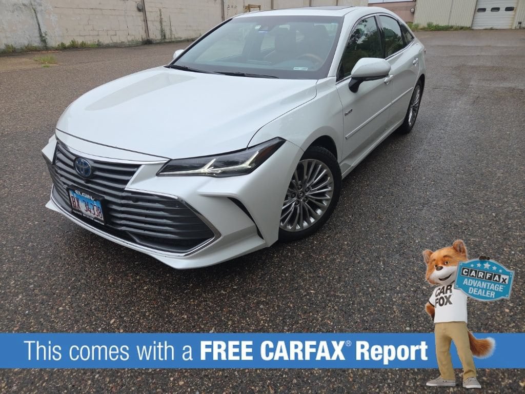 Used 2020 Toyota Avalon Limited with VIN 4T1D21FBXLU012787 for sale in Wayzata, Minnesota