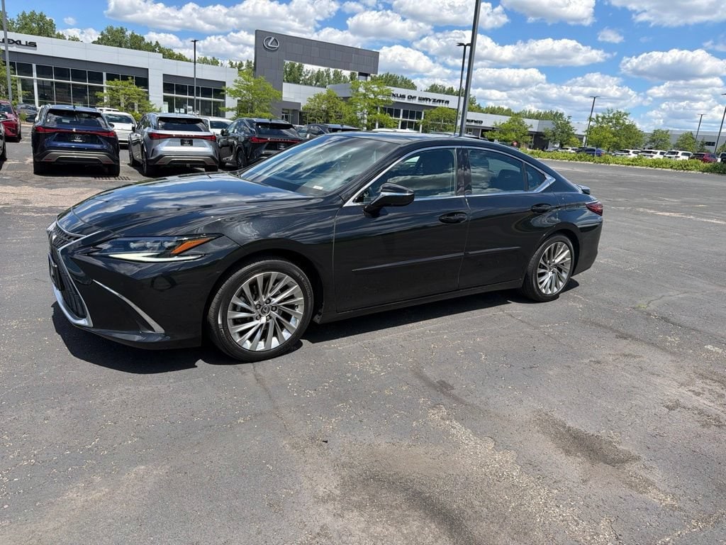 Used 2022 Lexus ES 350 Ultra Luxury Sedan