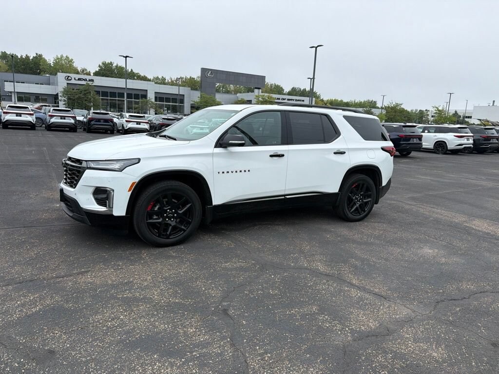 Used 2022 Chevrolet Traverse Premier SUV