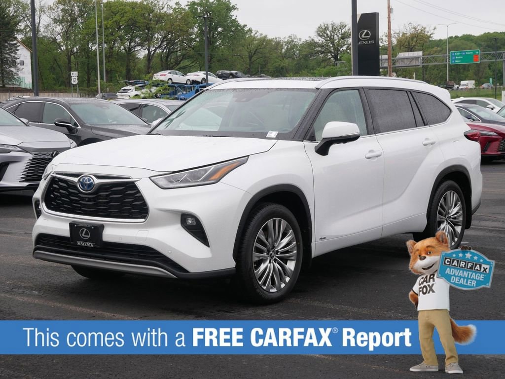 Used 2023 Toyota Highlander Platinum with VIN 5TDEBRCH2PS591932 for sale in Wayzata, Minnesota