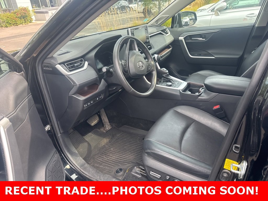 2021 Toyota RAV4 Limited photo 2