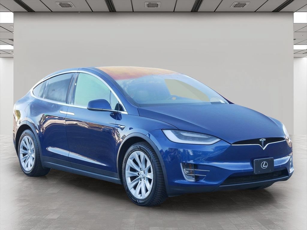Used 2019 Tesla Model X Long Range with VIN 5YJXCDE29KF189498 for sale in Wayzata, Minnesota