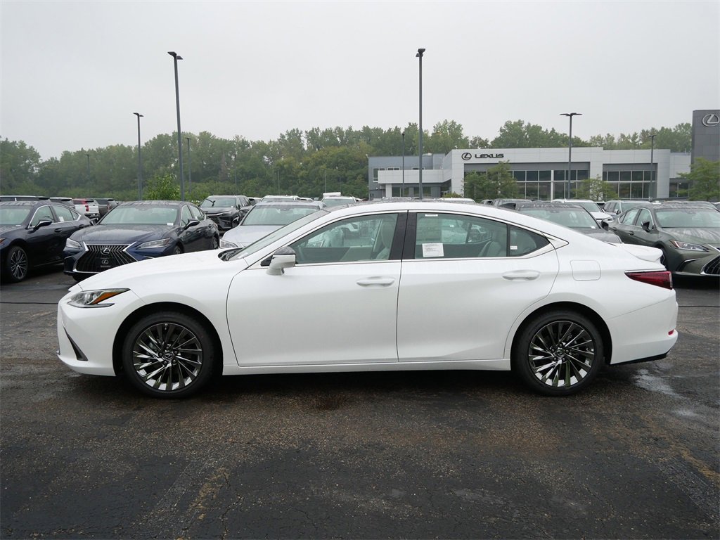 2025 Lexus ES 350 Luxury photo 3