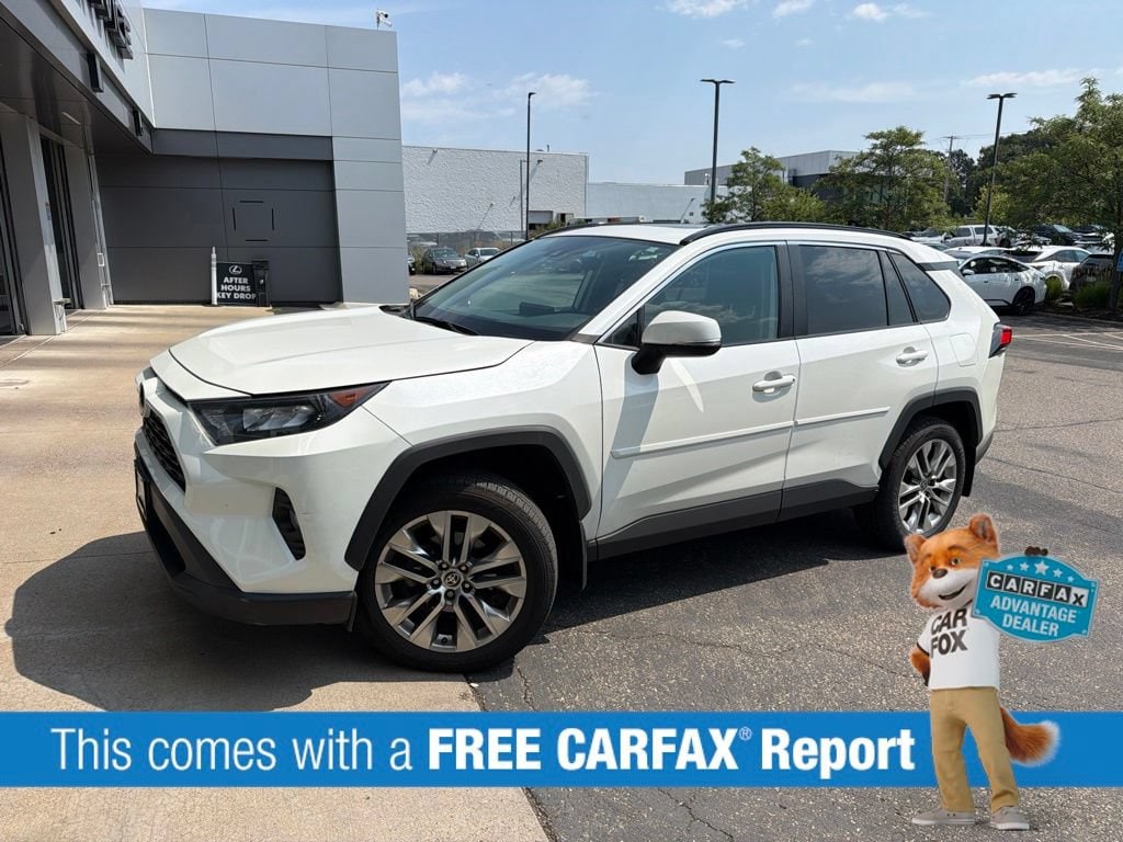 Used 2021 Toyota RAV4 XLE Premium with VIN 2T3A1RFV3MW201997 for sale in Wayzata, Minnesota