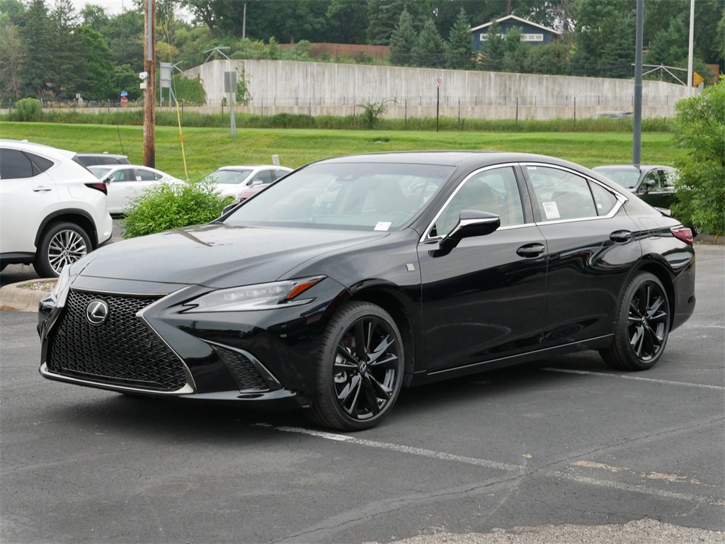2025 Lexus ES 300h F SPORT Design photo 2