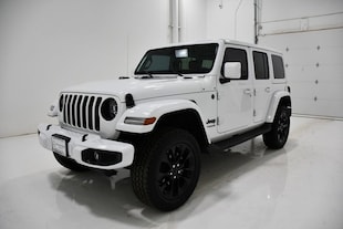2022 Jeep Wrangler Unlimited Sahara SUV