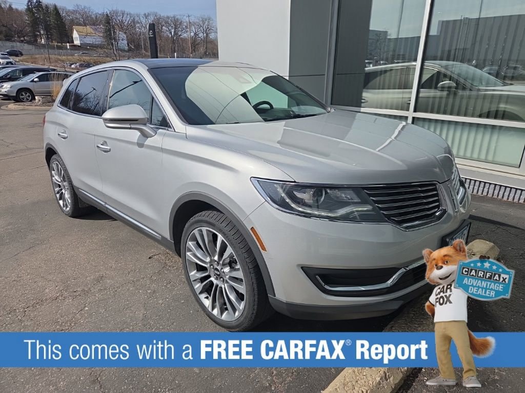 Used 2018 Lincoln MKX Reserve with VIN 2LMPJ8LR7JBL48141 for sale in Wayzata, Minnesota